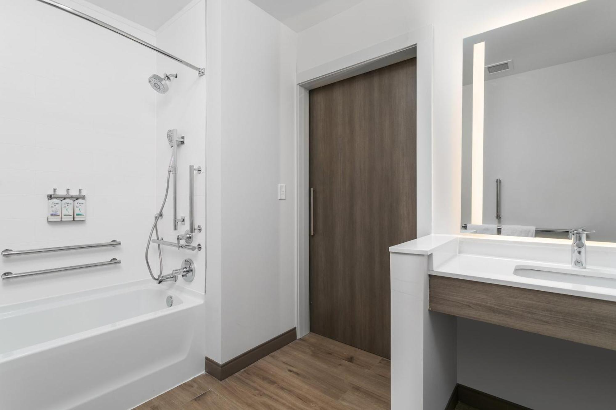 Holiday Inn Express Chattanooga - Hamilton Place Bagian luar foto